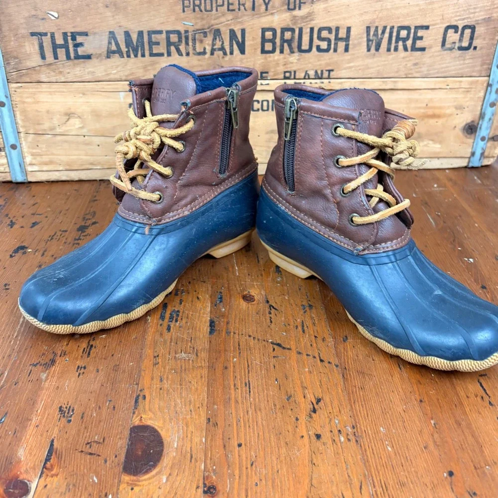 Sperry Saltwater Kids 1‎ Duck Boots Navy Brown Leather Fleece Lined Rain Boots